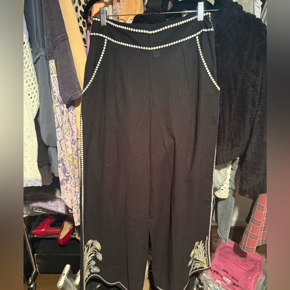 POL Elegant Black Embellished Women's Pants